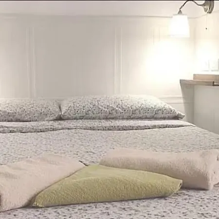 Versailles Deluxe Ubytování v soukromí